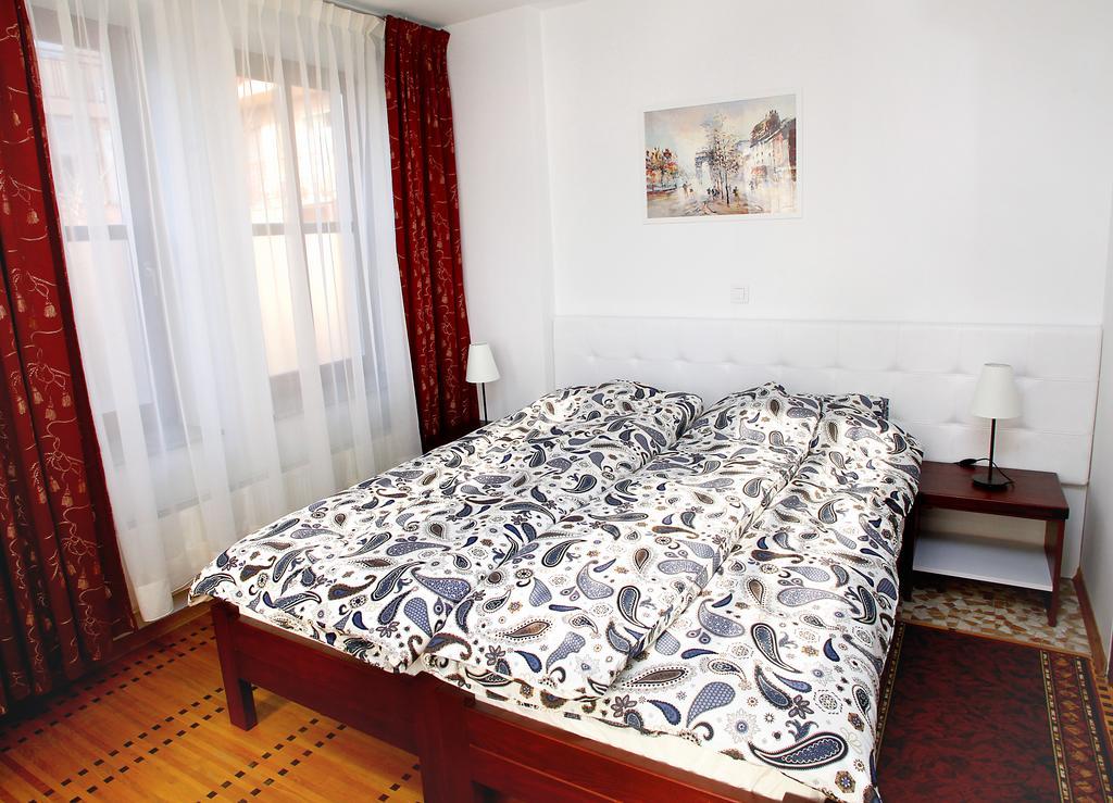 Guest House Isabel Загреб Экстерьер фото
